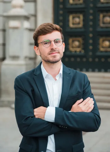 Our Financial Experts The Team  Member Solution. - 米兰体育官网ruibokang